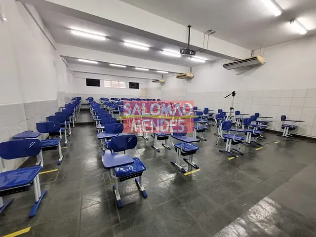 Prédio com 1300m², para alugar, no bairro São Brás em Belém