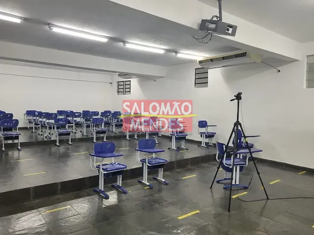 Prédio com 1300m², para alugar, no bairro São Brás em Belém