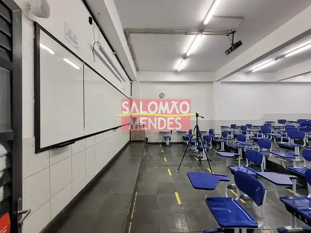 Prédio com 1300m², para alugar, no bairro São Brás em Belém