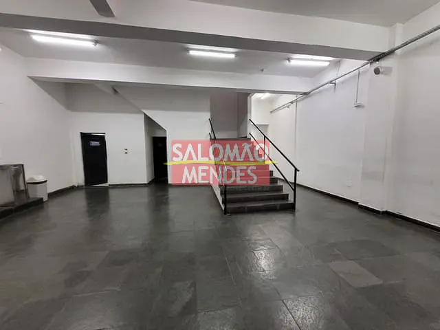 Prédio com 1300m², para alugar, no bairro São Brás em Belém