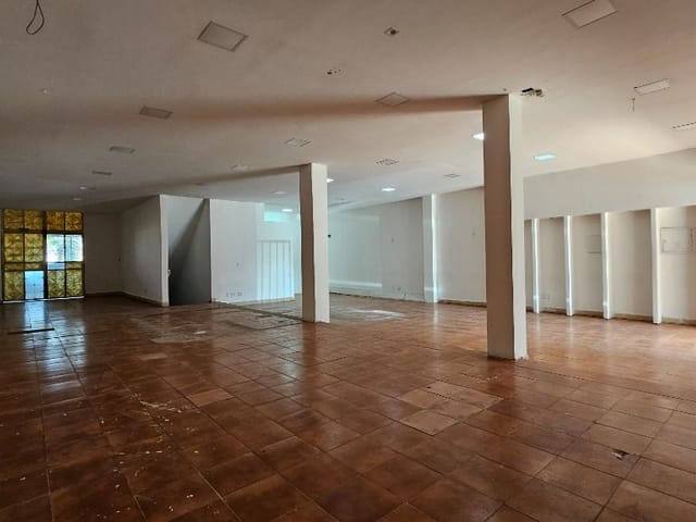 Foto do Loja - QS 406 - Prédio completo, ótima infraestrutura - Samambaia/DF | ALPHA BRASILIA A IMÓVEIS LTDA.