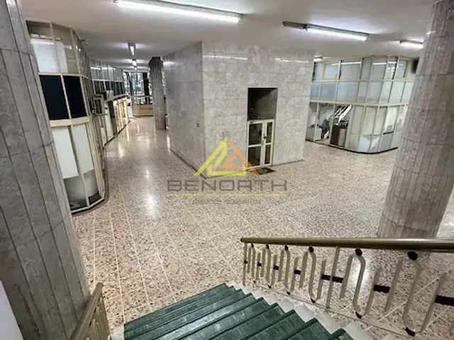 Loja com 598m², para alugar, no bairro República em São Paulo
