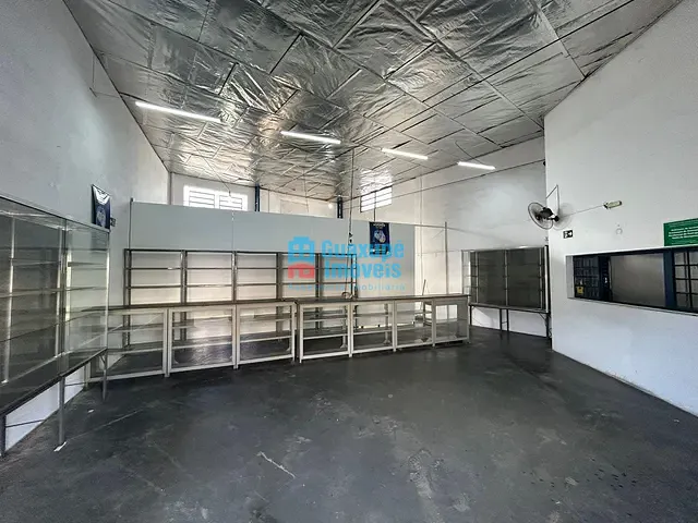 Loja para alugar, no bairro Centro em Guaxupé