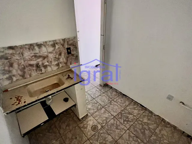 Loja para alugar, no bairro Vila Babilônia em São Paulo