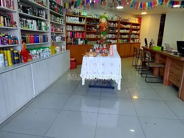 Loja com 100m², à venda, no bairro Praia do Canto em Vitória