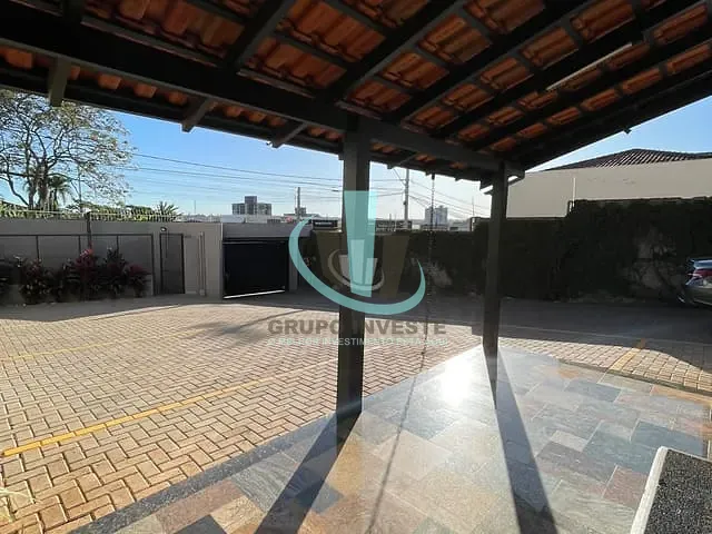 Ponto com 432m², à venda, no bairro VILA JOSÉ BONIFÁCIO em ARARAQUARA