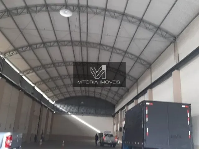 Loja com 1000m², para alugar, no bairro Jardim América em Cariacica