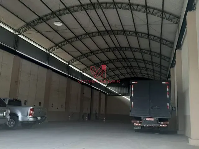 Loja com 1000m², para alugar, no bairro Jardim América em Cariacica