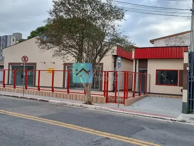 Loja com 33m², para alugar, no bairro Vila Betania em São José dos Campos