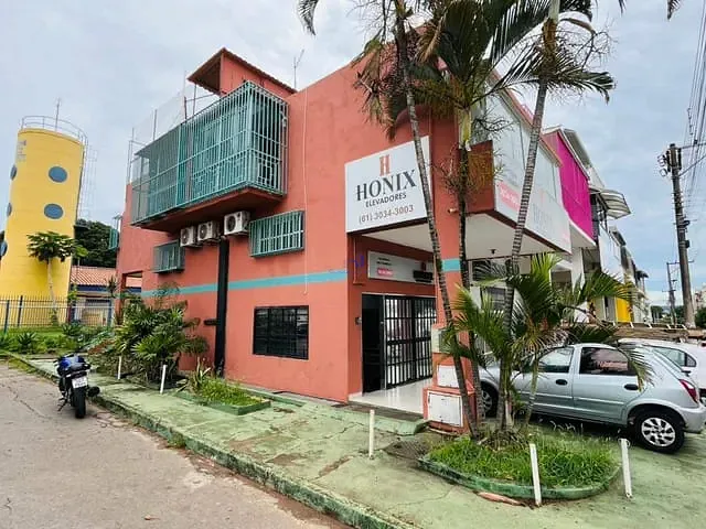Loja à venda, no bairro Asa Norte em Brasília
