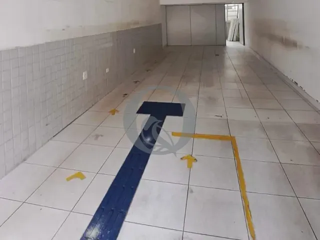 Loja à venda ou para alugar, no bairro Guaiaúna em São Paulo