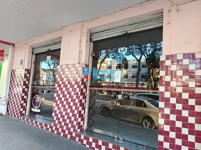 Loja com 80m², para alugar, no bairro Centro em Guaxupé