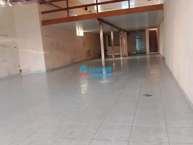 Loja com 80m², para alugar, no bairro Centro em Guaxupé