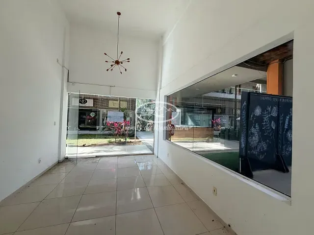 Loja à venda, no bairro Penedo (Penedo) em Itatiaia