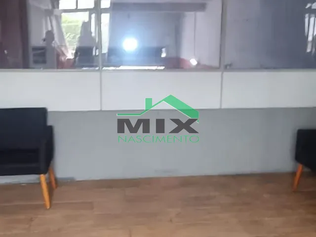 Loja com 420m², à venda, no bairro Taboão em Diadema
