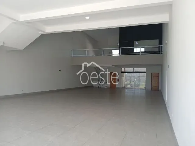 Loja com 300m², para alugar, no bairro Jardim Mollon em Santa Bárbara D'Oeste