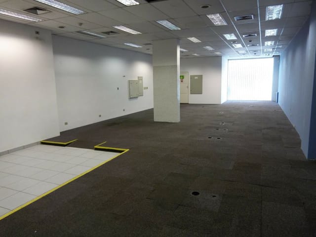 Loja com 765m², à venda, no bairro Cambuci em São Paulo