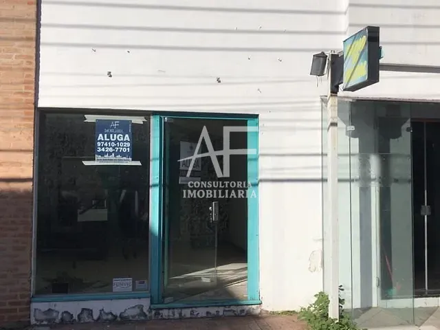 Loja com 300m², para alugar, no bairro Centro em Pindamonhangaba