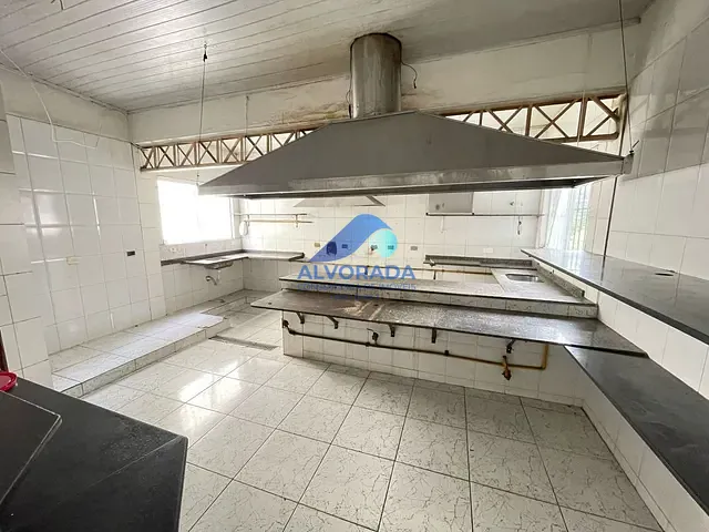 Ponto com 360m², à venda ou para alugar, no bairro Jardim Esplanada II em São José dos Campos