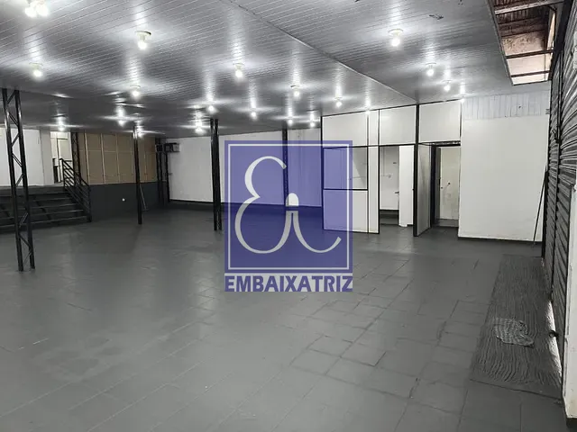 Loja com 430m², para alugar, no bairro Jardim São Dimas em São José dos Campos