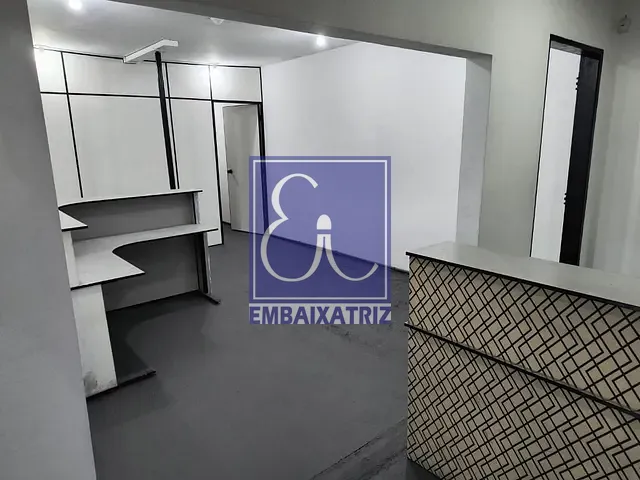 Loja com 430m², para alugar, no bairro Jardim São Dimas em São José dos Campos