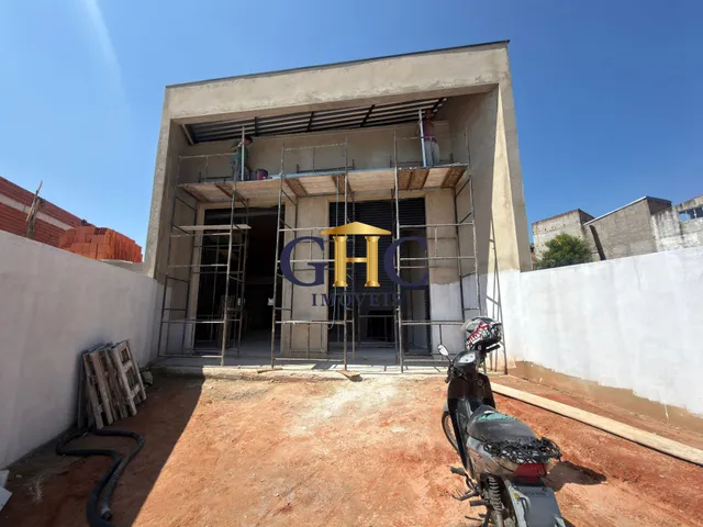 Loja com 250m², para alugar, no bairro Vila Santa Isabel em Salto de Pirapora