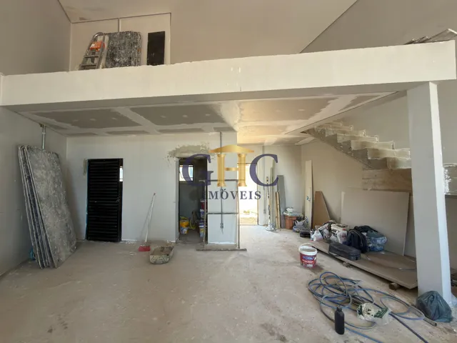 Loja com 250m², para alugar, no bairro Vila Santa Isabel em Salto de Pirapora
