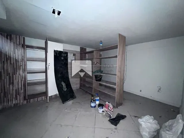 Loja com 160m², à venda ou para alugar, no bairro Centro em Niterói