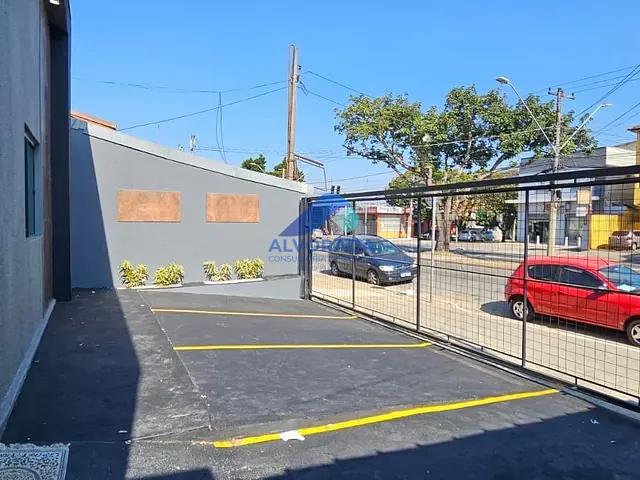Loja com 250m², à venda, no bairro Bosque dos Eucaliptos em São José dos Campos