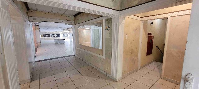 Foto do Loja - Salão comercial com 1.400m² de área util para locação, para Buffet / Restaurantes / Festas, Bairro Caxambu, Jundiaí, SP | Copette Imóveis