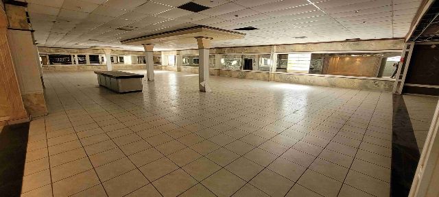 Foto do Loja - Salão comercial com 1.400m² de área util para locação, para Buffet / Restaurantes / Festas, Bairro Caxambu, Jundiaí, SP | Copette Imóveis