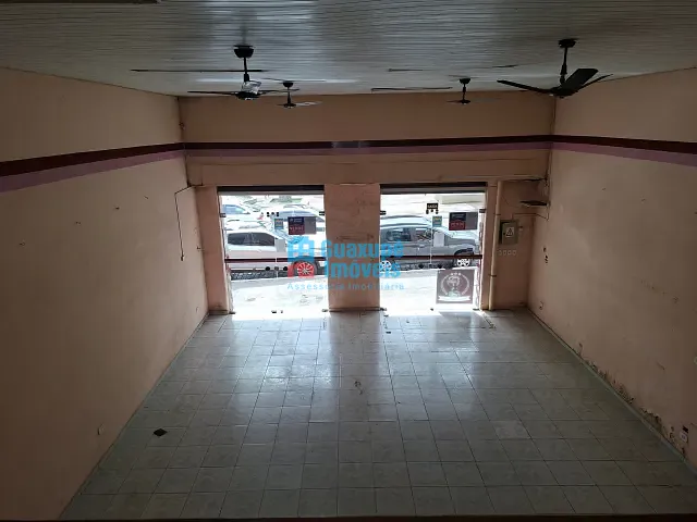 Loja para alugar, no bairro Centro em Guaxupé