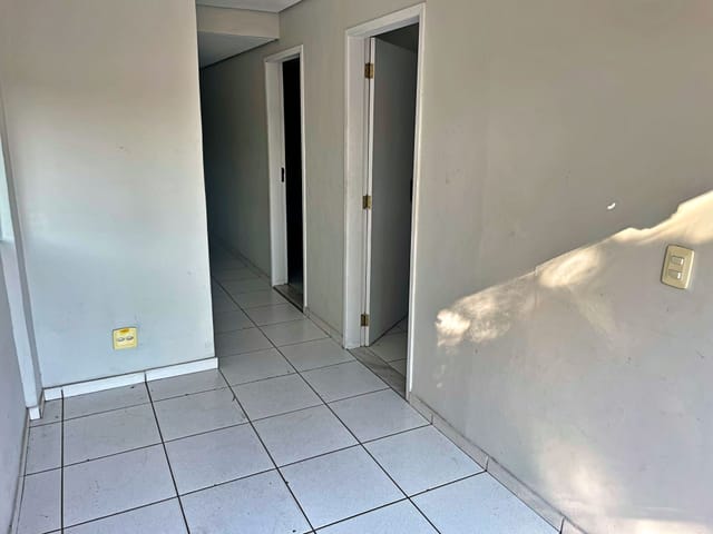 Foto do Loja - Loja com aproximadamente 43 m² para locação no bairro Caiçara, Belo Horizonte-MG | Laris imóveis