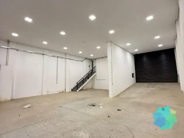 Loja com 300m², para alugar, no bairro Jardim Santa Marta em Salto