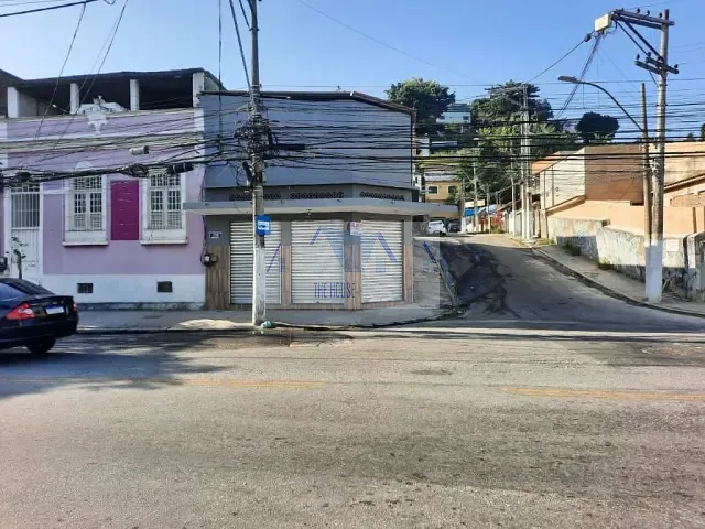 Loja à venda, no bairro Barreto em Niterói