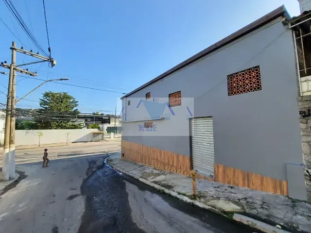 Loja à venda, no bairro Barreto em Niterói