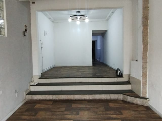 Foto do Loja - Salão Comercial para Locação – Vila Galvão, Guarulhos 🏢✨ | Imobiliária Compare