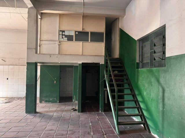 Loja com 235m², para alugar, no bairro Jardim Cristina em Campinas