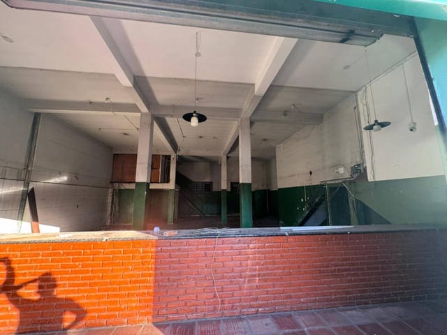 Loja com 235m², para alugar, no bairro Jardim Cristina em Campinas