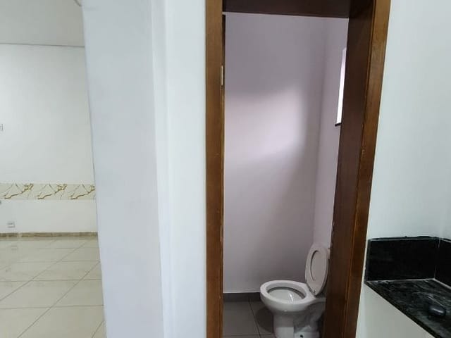 Loja com 130m², para alugar, no bairro Portais (Polvilho) em Cajamar