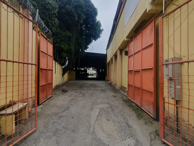 Loja para alugar, no bairro Campo Grande em Rio de Janeiro