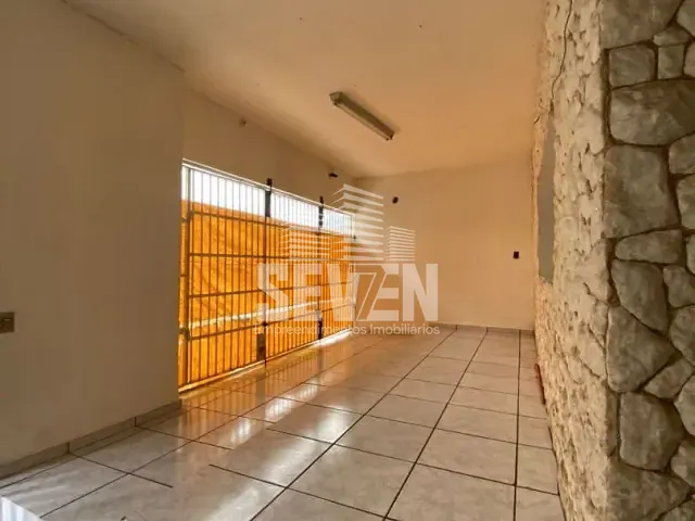 Loja com 200m², para alugar, no bairro Centro em Bauru