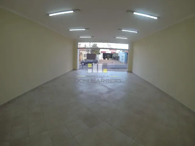Loja com 82m², para alugar, no bairro Jardim São Carlos em Sumaré