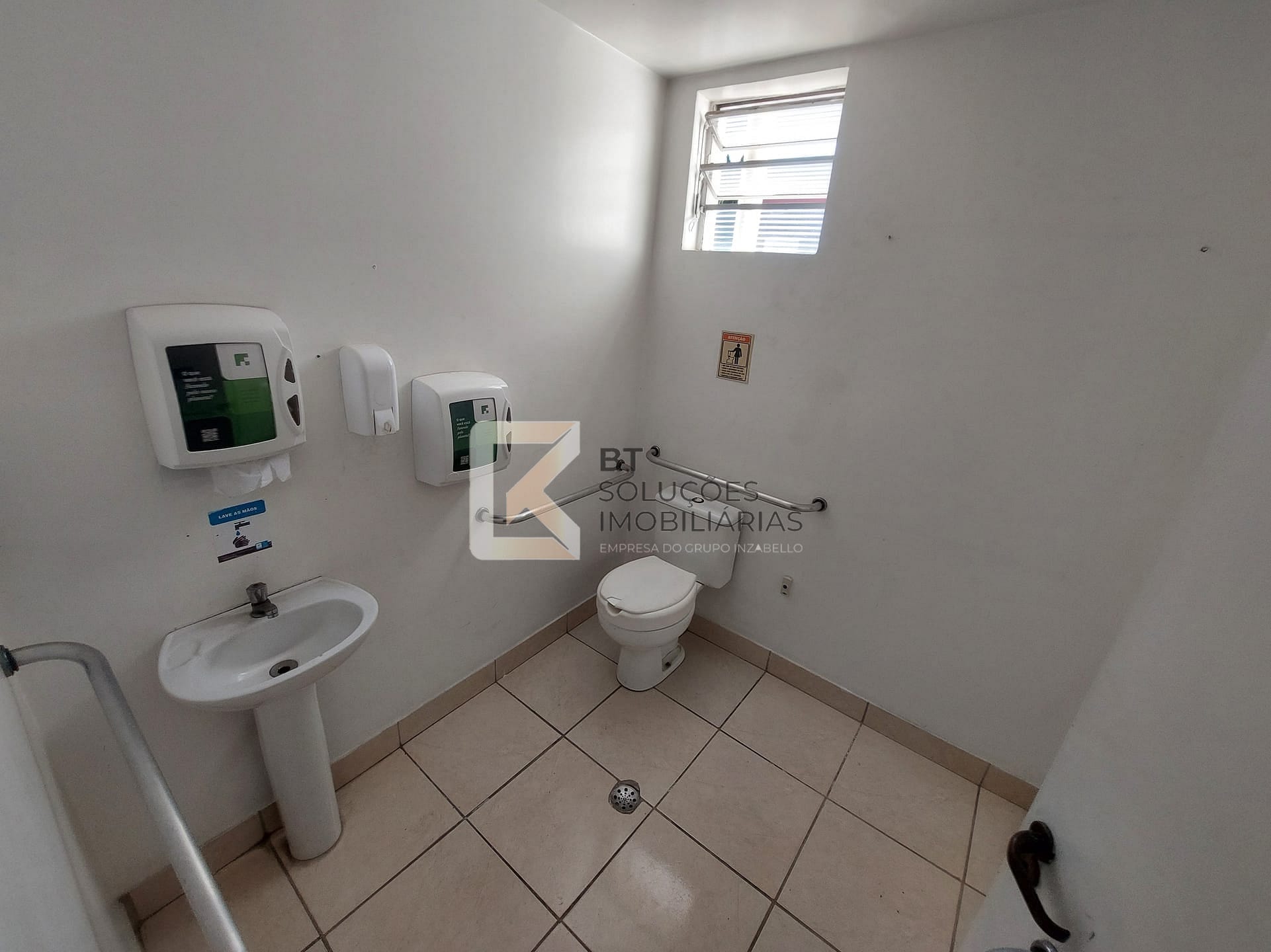 Prédio Inteiro para alugar, 1150m² - Foto 32