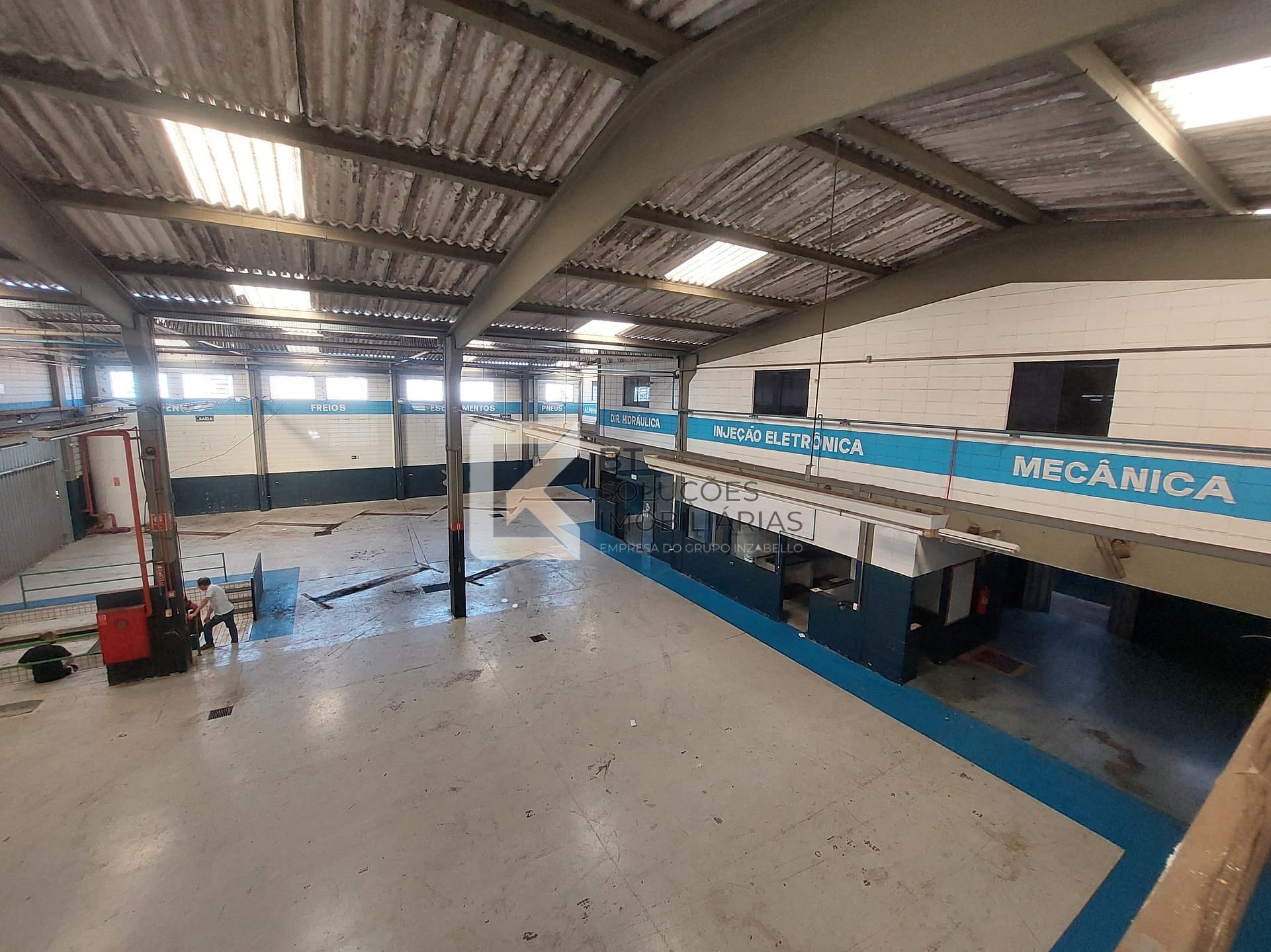 Prédio Inteiro para alugar, 1150m² - Foto 8