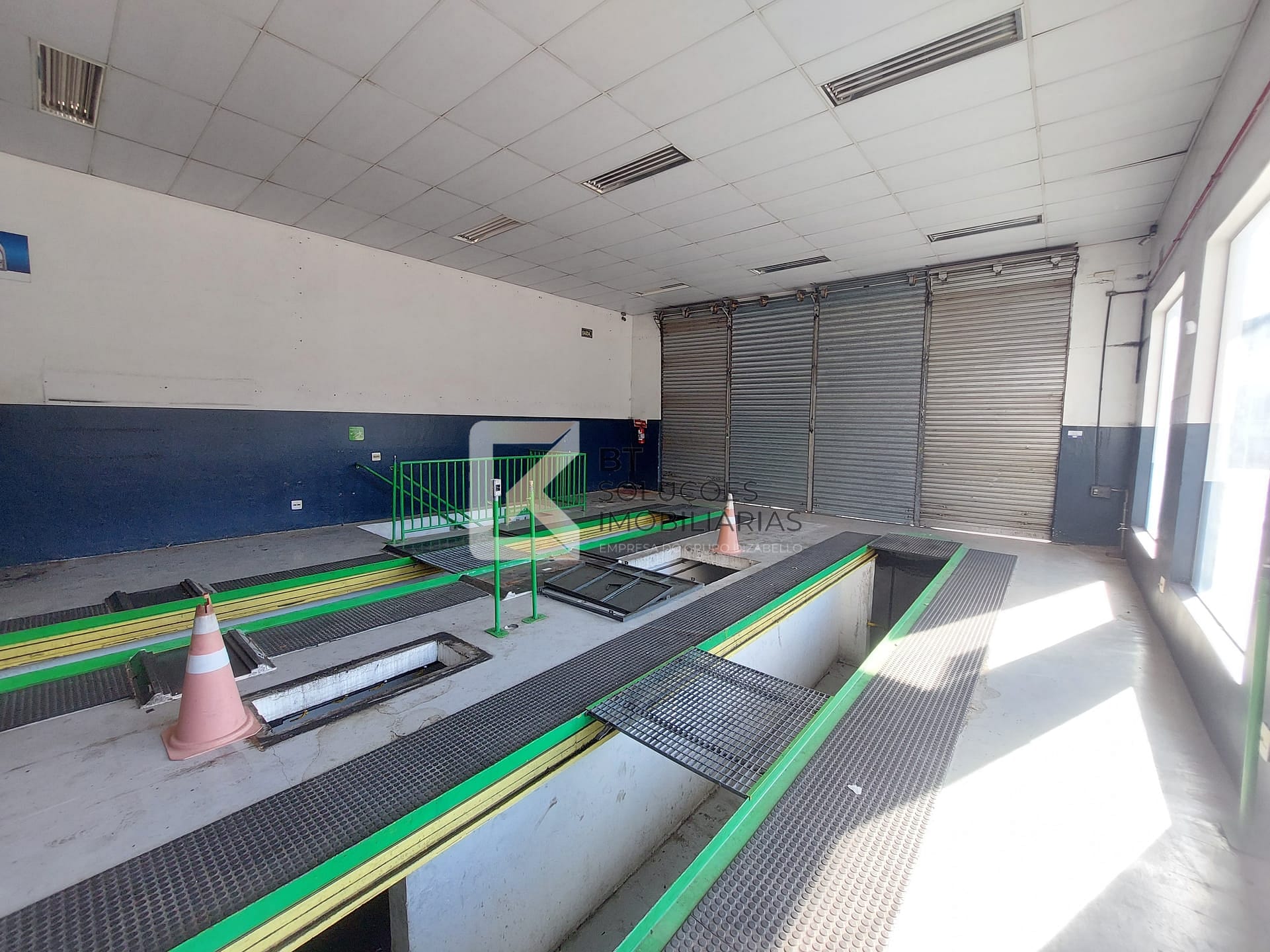 Prédio Inteiro para alugar, 1150m² - Foto 13