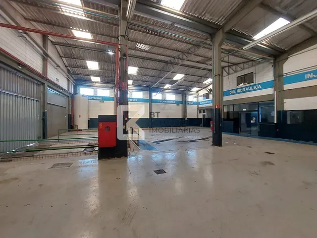 Loja com 1350m², para alugar, no bairro Distrito Industrial João Narezzi em Indaiatuba