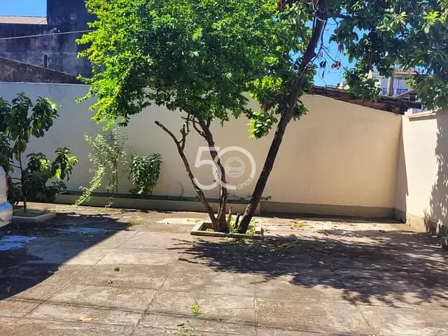 Loja com 230m², à venda, no bairro Penha em Rio de Janeiro