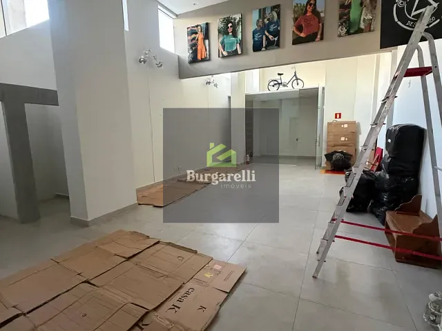 Loja para alugar, no bairro Centro em Lavras