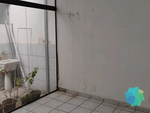 Loja com 100m², para alugar, no bairro Centro em Salto
